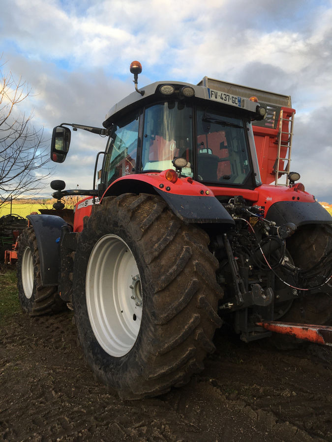Massey Ferguson 7719S DYNA-VT EXCLUSIVE - Traktor: slika Massey Ferguson 7719S DYNA-VT EXCLUSIVE - Traktor Massey Ferguson 7719S DYNA-VT EXCLUSIVE - Traktor: slika Massey Ferguson 7719S DYNA-VT EXCLUSIVE - Traktor