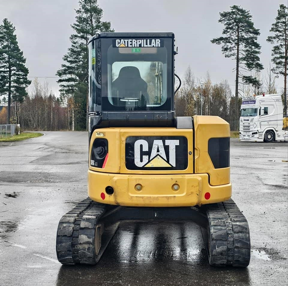 CAT 305 C CR  - Mini bager: slika CAT 305 C CR  - Mini bager CAT 305 C CR  - Mini bager: slika CAT 305 C CR  - Mini bager