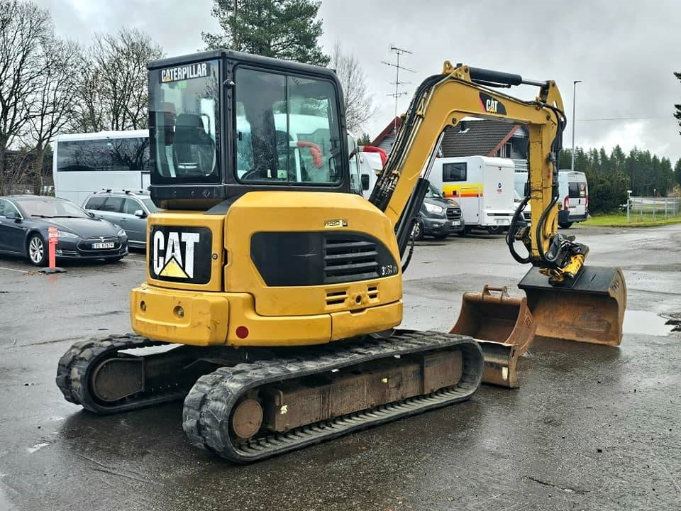 CAT 305 C CR  - Mini bager: slika CAT 305 C CR  - Mini bager CAT 305 C CR  - Mini bager: slika CAT 305 C CR  - Mini bager