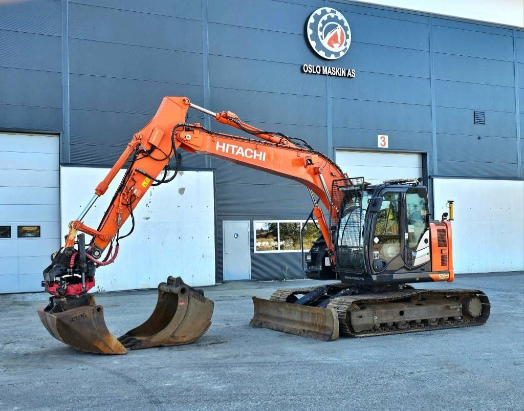 Hitachi ZX 135 US-6 - Bager gusjeničar: slika Hitachi ZX 135 US-6 - Bager gusjeničar Hitachi ZX 135 US-6 - Bager gusjeničar: slika Hitachi ZX 135 US-6 - Bager gusjeničar