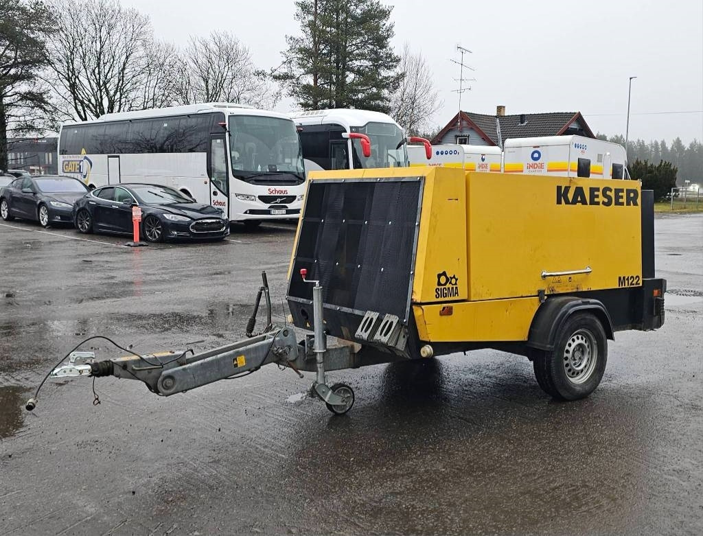 Kaeser M 122 - Zračni kompresor: slika Kaeser M 122 - Zračni kompresor Kaeser M 122 - Zračni kompresor: slika Kaeser M 122 - Zračni kompresor