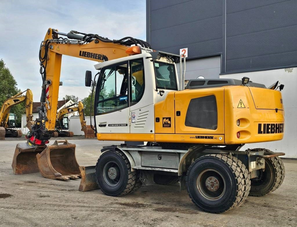 Liebherr A 916 - Bager na kotačima: slika Liebherr A 916 - Bager na kotačima Liebherr A 916 - Bager na kotačima: slika Liebherr A 916 - Bager na kotačima
