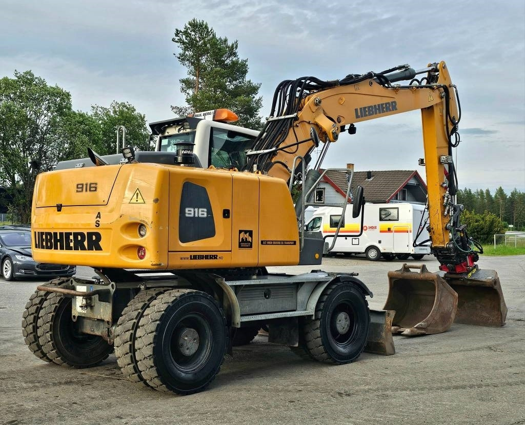 Liebherr A 916 - Bager na kotačima: slika Liebherr A 916 - Bager na kotačima Liebherr A 916 - Bager na kotačima: slika Liebherr A 916 - Bager na kotačima