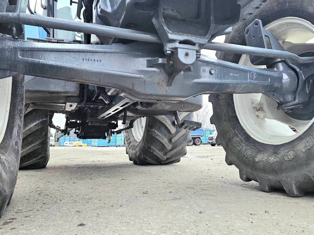 Traktor New Holland 8360 DT: slika Traktor New Holland 8360 DT