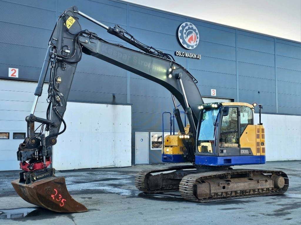 Volvo ECR 235 EL - Bager gusjeničar: slika Volvo ECR 235 EL - Bager gusjeničar Volvo ECR 235 EL - Bager gusjeničar: slika Volvo ECR 235 EL - Bager gusjeničar