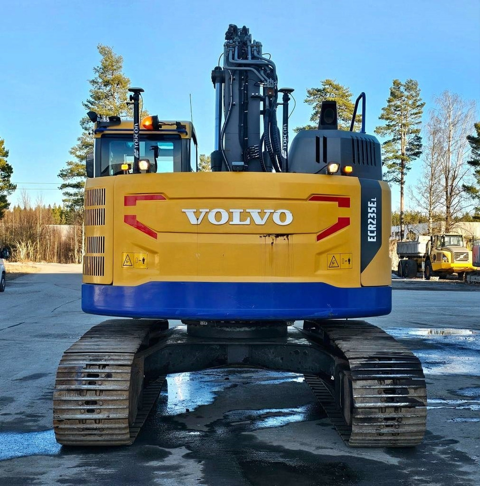 Volvo ECR 235 EL - Bager gusjeničar: slika Volvo ECR 235 EL - Bager gusjeničar Volvo ECR 235 EL - Bager gusjeničar: slika Volvo ECR 235 EL - Bager gusjeničar