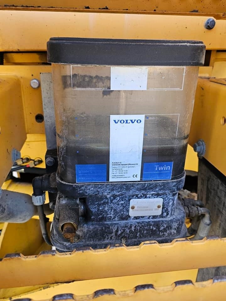 Zakup Volvo L 180 E  Volvo L 180 E: slika Zakup Volvo L 180 E  Volvo L 180 E