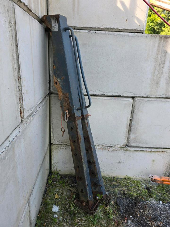 2x Stützen für Epoke Salzstreuer Schmidt Epoke Gmeiner Salzsilo Streuautomat Winterdienst - Posipač pijeska/ Soli: slika 2x Stützen für Epoke Salzstreuer Schmidt Epoke Gmeiner Salzsilo Streuautomat Winterdienst - Posipač pijeska/ Soli 2x Stützen für Epoke Salzstreuer Schmidt Epoke Gmeiner Salzsilo Streuautomat Winterdienst - Posipač pijeska/ Soli: slika 2x Stützen für Epoke Salzstreuer Schmidt Epoke Gmeiner Salzsilo Streuautomat Winterdienst - Posipač pijeska/ Soli