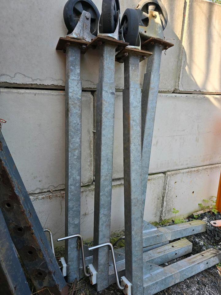 4x Stützen für Salzstreuer Container Wohnkabine Schmidt Epoke Gmeiner Salzsilo Streuautomat Winterdienst - Posipač pijeska/ Soli: slika 4x Stützen für Salzstreuer Container Wohnkabine Schmidt Epoke Gmeiner Salzsilo Streuautomat Winterdienst - Posipač pijeska/ Soli 4x Stützen für Salzstreuer Container Wohnkabine Schmidt Epoke Gmeiner Salzsilo Streuautomat Winterdienst - Posipač pijeska/ Soli: slika 4x Stützen für Salzstreuer Container Wohnkabine Schmidt Epoke Gmeiner Salzsilo Streuautomat Winterdienst - Posipač pijeska/ Soli