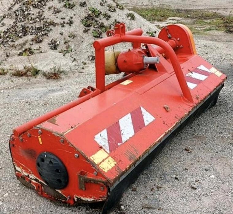 Dücker PMK21 2017 Frontmulchgerät Mulcher Mulchgerät Traktor - Malčer sa čekićima: slika Dücker PMK21 2017 Frontmulchgerät Mulcher Mulchgerät Traktor - Malčer sa čekićima Dücker PMK21 2017 Frontmulchgerät Mulcher Mulchgerät Traktor - Malčer sa čekićima: slika Dücker PMK21 2017 Frontmulchgerät Mulcher Mulchgerät Traktor - Malčer sa čekićima