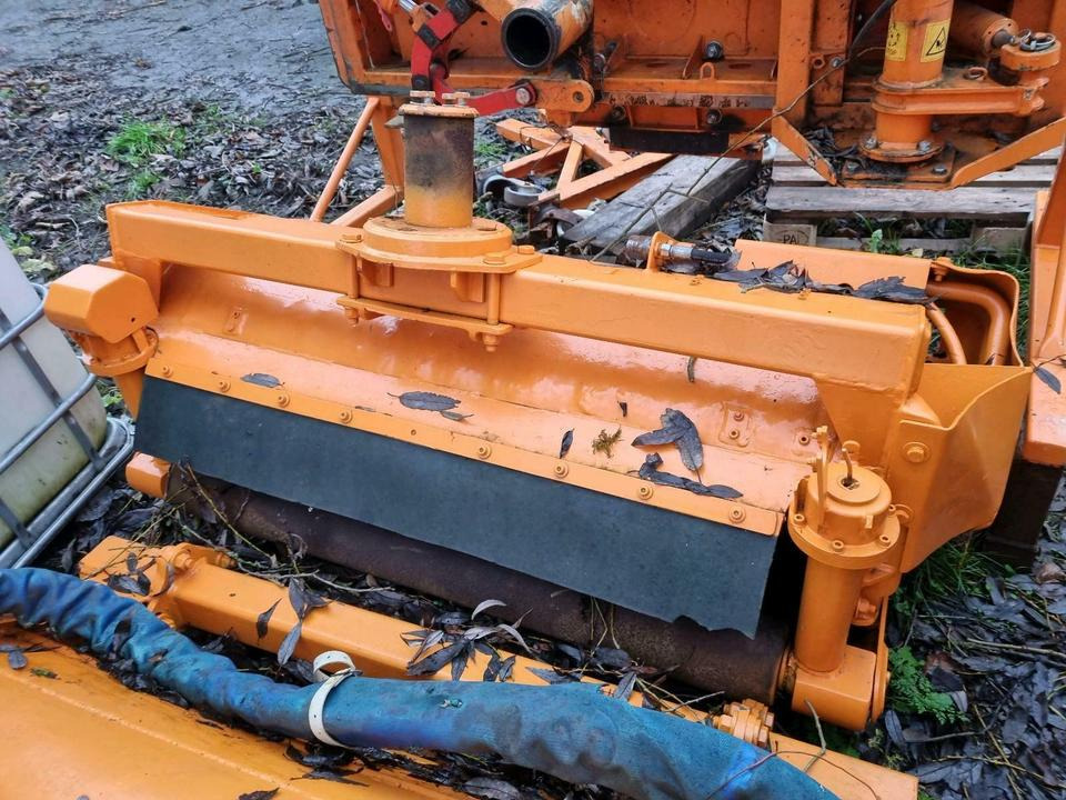 Gilbers Mulchkopf Mähkorb Mähkopf 120cm Mulag Mähausleger Böschun - Malčer: slika Gilbers Mulchkopf Mähkorb Mähkopf 120cm Mulag Mähausleger Böschun - Malčer Gilbers Mulchkopf Mähkorb Mähkopf 120cm Mulag Mähausleger Böschun - Malčer: slika Gilbers Mulchkopf Mähkorb Mähkopf 120cm Mulag Mähausleger Böschun - Malčer