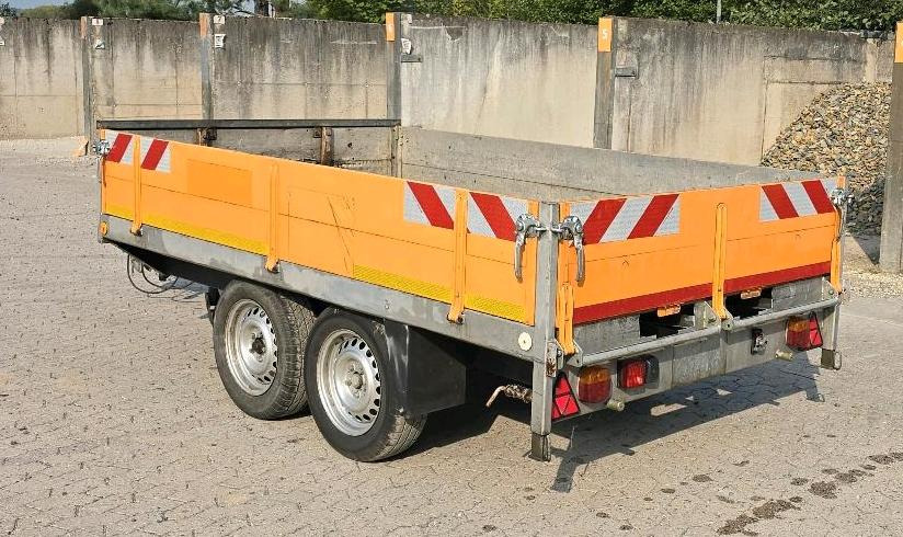 Mersch Hochlader Tieflader mit Auffahrrampen Anhänger PKW Tandemanhänger Wechselzugöse Höhenverstellbare Zugdeichsel - Prikolica plato/ Otvoreni sanduk: slika Mersch Hochlader Tieflader mit Auffahrrampen Anhänger PKW Tandemanhänger Wechselzugöse Höhenverstellbare Zugdeichsel - Prikolica plato/ Otvoreni sanduk Mersch Hochlader Tieflader mit Auffahrrampen Anhänger PKW Tandemanhänger Wechselzugöse Höhenverstellbare Zugdeichsel - Prikolica plato/ Otvoreni sanduk: slika Mersch Hochlader Tieflader mit Auffahrrampen Anhänger PKW Tandemanhänger Wechselzugöse Höhenverstellbare Zugdeichsel - Prikolica plato/ Otvoreni sanduk