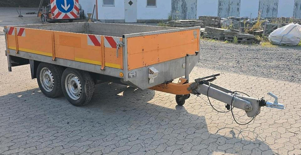Mersch Hochlader Tieflader mit Auffahrrampen Anhänger PKW Tandemanhänger Wechselzugöse Höhenverstellbare Zugdeichsel - Prikolica plato/ Otvoreni sanduk: slika Mersch Hochlader Tieflader mit Auffahrrampen Anhänger PKW Tandemanhänger Wechselzugöse Höhenverstellbare Zugdeichsel - Prikolica plato/ Otvoreni sanduk Mersch Hochlader Tieflader mit Auffahrrampen Anhänger PKW Tandemanhänger Wechselzugöse Höhenverstellbare Zugdeichsel - Prikolica plato/ Otvoreni sanduk: slika Mersch Hochlader Tieflader mit Auffahrrampen Anhänger PKW Tandemanhänger Wechselzugöse Höhenverstellbare Zugdeichsel - Prikolica plato/ Otvoreni sanduk