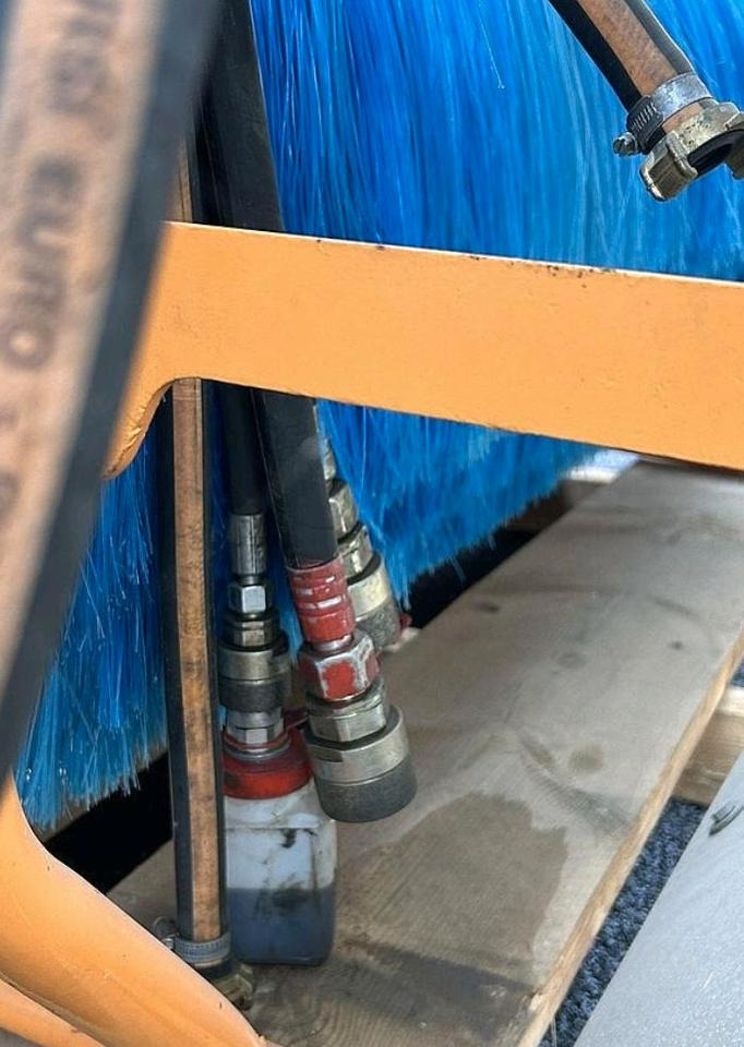 Mulag FWB 1600 Fläschenwaschbürste Tunnelwaschbürste Mähausleger Böschungsmäher Böschungsmulcher FME MKM FMK Dücker DUA UNA 500 600 700 MHU 800 - Metla: slika Mulag FWB 1600 Fläschenwaschbürste Tunnelwaschbürste Mähausleger Böschungsmäher Böschungsmulcher FME MKM FMK Dücker DUA UNA 500 600 700 MHU 800 - Metla Mulag FWB 1600 Fläschenwaschbürste Tunnelwaschbürste Mähausleger Böschungsmäher Böschungsmulcher FME MKM FMK Dücker DUA UNA 500 600 700 MHU 800 - Metla: slika Mulag FWB 1600 Fläschenwaschbürste Tunnelwaschbürste Mähausleger Böschungsmäher Böschungsmulcher FME MKM FMK Dücker DUA UNA 500 600 700 MHU 800 - Metla