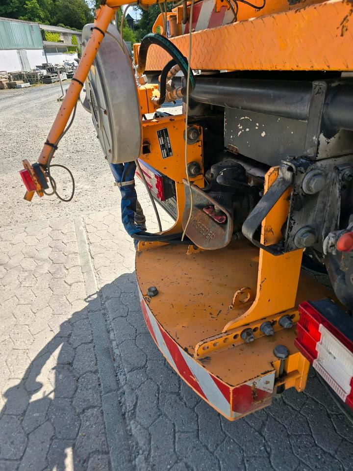 Mulag Heckgewicht mit Gebläse für Unimog 405 u300 U 400 500 UGN UGE 423 427 318 218 530 430 535 Böschungsmäher Böschungsmulcher Dücker - Posipač pijeska/ Soli: slika Mulag Heckgewicht mit Gebläse für Unimog 405 u300 U 400 500 UGN UGE 423 427 318 218 530 430 535 Böschungsmäher Böschungsmulcher Dücker - Posipač pijeska/ Soli Mulag Heckgewicht mit Gebläse für Unimog 405 u300 U 400 500 UGN UGE 423 427 318 218 530 430 535 Böschungsmäher Böschungsmulcher Dücker - Posipač pijeska/ Soli: slika Mulag Heckgewicht mit Gebläse für Unimog 405 u300 U 400 500 UGN UGE 423 427 318 218 530 430 535 Böschungsmäher Böschungsmulcher Dücker - Posipač pijeska/ Soli