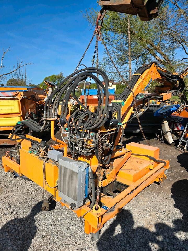 Mulag MHU 800 Mähausleger Böschungsmäher Böschungsmulcher für Unimog 405 U 300 400 500 318 423 427 430 527 535 530 Mercedes-Benz - Kranska kosilica: slika Mulag MHU 800 Mähausleger Böschungsmäher Böschungsmulcher für Unimog 405 U 300 400 500 318 423 427 430 527 535 530 Mercedes-Benz - Kranska kosilica Mulag MHU 800 Mähausleger Böschungsmäher Böschungsmulcher für Unimog 405 U 300 400 500 318 423 427 430 527 535 530 Mercedes-Benz - Kranska kosilica: slika Mulag MHU 800 Mähausleger Böschungsmäher Böschungsmulcher für Unimog 405 U 300 400 500 318 423 427 430 527 535 530 Mercedes-Benz - Kranska kosilica