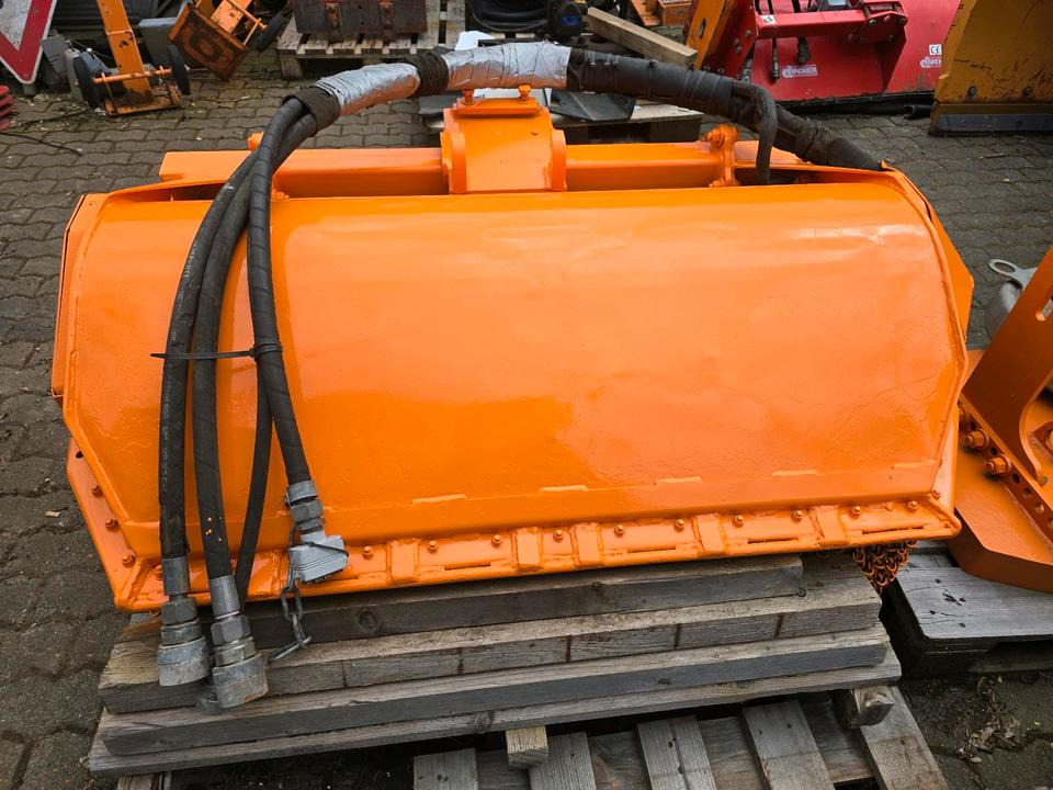 Mulag Mulchkopf MK 1200 Mähkorb für Mähausleger MKM FME DUA UNA Böschungsmäher Böschungsmulcher Unimog - Malčer sa čekićima: slika Mulag Mulchkopf MK 1200 Mähkorb für Mähausleger MKM FME DUA UNA Böschungsmäher Böschungsmulcher Unimog - Malčer sa čekićima Mulag Mulchkopf MK 1200 Mähkorb für Mähausleger MKM FME DUA UNA Böschungsmäher Böschungsmulcher Unimog - Malčer sa čekićima: slika Mulag Mulchkopf MK 1200 Mähkorb für Mähausleger MKM FME DUA UNA Böschungsmäher Böschungsmulcher Unimog - Malčer sa čekićima
