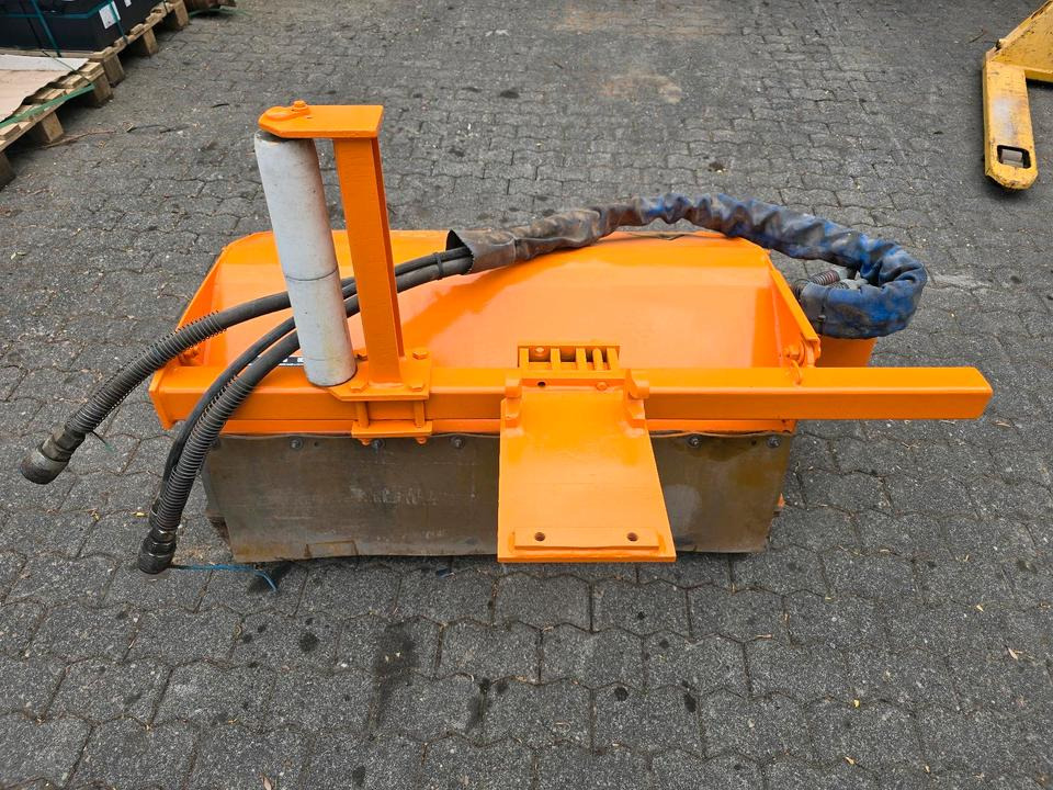Mulag Mulchkopf MK-MSL Mähkorb Leitplankenmäher Mähausleger Böschungsmäher Böschungsmulcher Dücker Unimog 405 U300 400 500 427 423 530 - Malčer sa čekićima: slika Mulag Mulchkopf MK-MSL Mähkorb Leitplankenmäher Mähausleger Böschungsmäher Böschungsmulcher Dücker Unimog 405 U300 400 500 427 423 530 - Malčer sa čekićima Mulag Mulchkopf MK-MSL Mähkorb Leitplankenmäher Mähausleger Böschungsmäher Böschungsmulcher Dücker Unimog 405 U300 400 500 427 423 530 - Malčer sa čekićima: slika Mulag Mulchkopf MK-MSL Mähkorb Leitplankenmäher Mähausleger Böschungsmäher Böschungsmulcher Dücker Unimog 405 U300 400 500 427 423 530 - Malčer sa čekićima