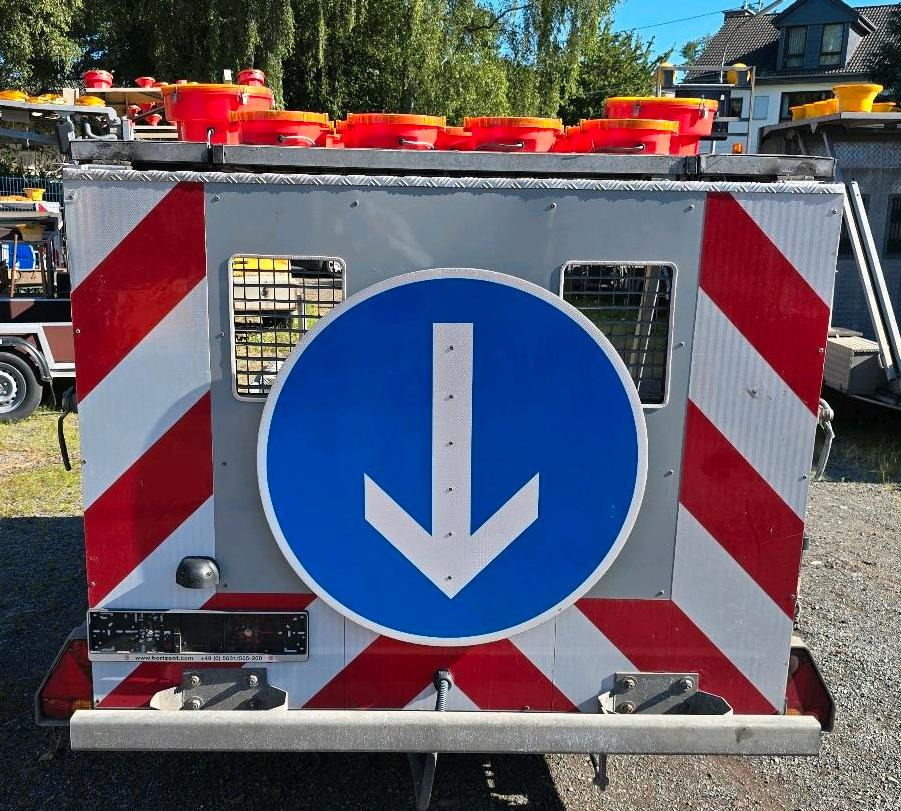 Horizont LED Absperrtafel VZ616 FAT Verkehrsleittafel Verkehrssicherungsanhänger Sperrwand Nissen Trebbiner - Prikolica: slika Horizont LED Absperrtafel VZ616 FAT Verkehrsleittafel Verkehrssicherungsanhänger Sperrwand Nissen Trebbiner - Prikolica Horizont LED Absperrtafel VZ616 FAT Verkehrsleittafel Verkehrssicherungsanhänger Sperrwand Nissen Trebbiner - Prikolica: slika Horizont LED Absperrtafel VZ616 FAT Verkehrsleittafel Verkehrssicherungsanhänger Sperrwand Nissen Trebbiner - Prikolica