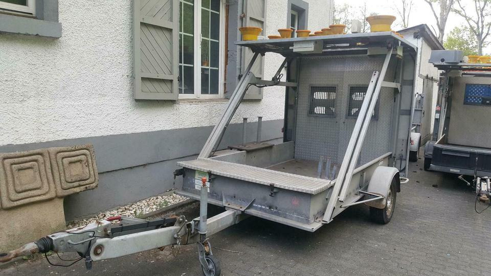 Mersch Absperrtafel Verkehrsleitanhänger VZ615 Verkehrssicherung - Prikolica: slika Mersch Absperrtafel Verkehrsleitanhänger VZ615 Verkehrssicherung - Prikolica Mersch Absperrtafel Verkehrsleitanhänger VZ615 Verkehrssicherung - Prikolica: slika Mersch Absperrtafel Verkehrsleitanhänger VZ615 Verkehrssicherung - Prikolica