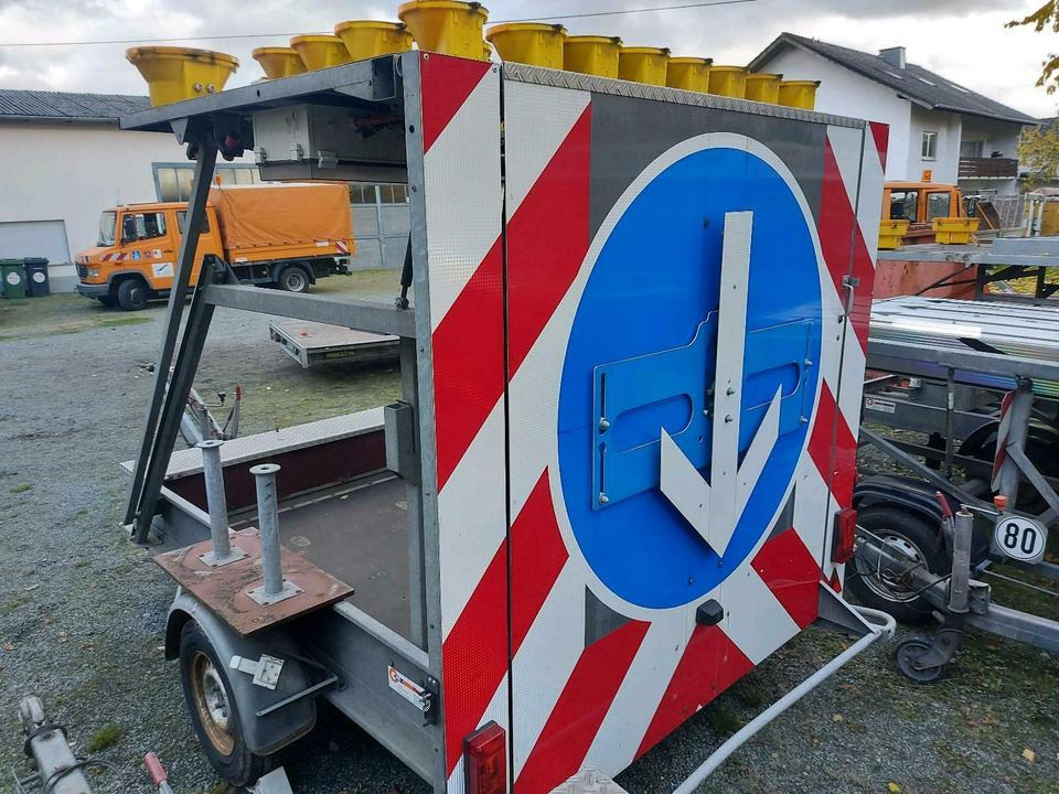 Mersch Absperrtafel Verkehrssicherungsanhänger Leittafel Nissen - Prikolica: slika Mersch Absperrtafel Verkehrssicherungsanhänger Leittafel Nissen - Prikolica Mersch Absperrtafel Verkehrssicherungsanhänger Leittafel Nissen - Prikolica: slika Mersch Absperrtafel Verkehrssicherungsanhänger Leittafel Nissen - Prikolica