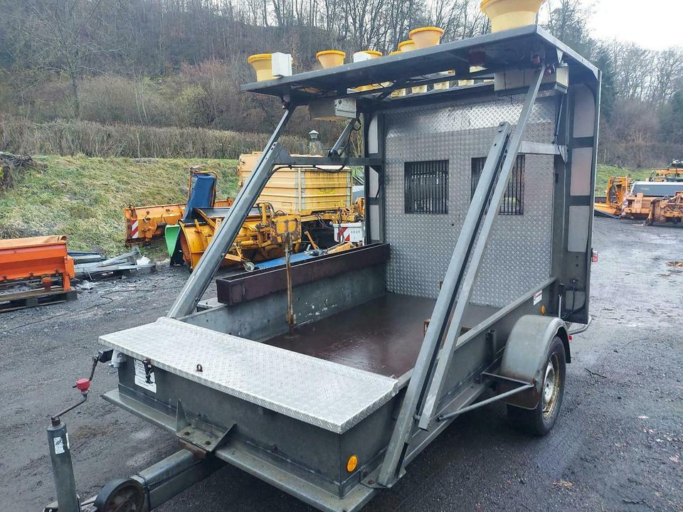 Mersch Absperrtafel Vorwarntafel Verkehrsleitanhänger vz616 nisse - Prikolica: slika Mersch Absperrtafel Vorwarntafel Verkehrsleitanhänger vz616 nisse - Prikolica Mersch Absperrtafel Vorwarntafel Verkehrsleitanhänger vz616 nisse - Prikolica: slika Mersch Absperrtafel Vorwarntafel Verkehrsleitanhänger vz616 nisse - Prikolica