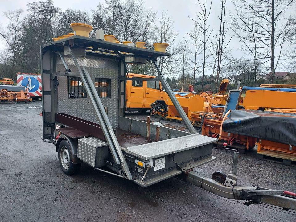 Mersch Absperrtafel Vorwarntafel Verkehrsleitanhänger vz616 nisse - Prikolica: slika Mersch Absperrtafel Vorwarntafel Verkehrsleitanhänger vz616 nisse - Prikolica Mersch Absperrtafel Vorwarntafel Verkehrsleitanhänger vz616 nisse - Prikolica: slika Mersch Absperrtafel Vorwarntafel Verkehrsleitanhänger vz616 nisse - Prikolica
