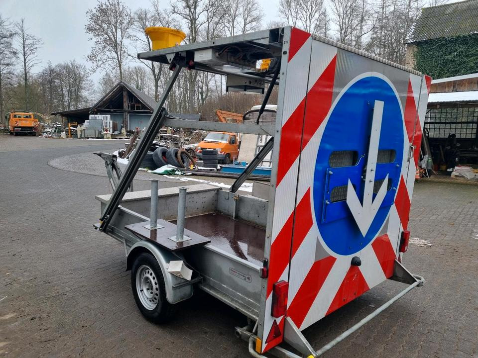 Mersch LED Absperrtafel 2017 Nissen Anlage Verkehrsleitanhänger Verkehrssicherungsanhänger Sperrwand Verkehrsleittafel Verkehrsleitanhänger - Prikolica: slika Mersch LED Absperrtafel 2017 Nissen Anlage Verkehrsleitanhänger Verkehrssicherungsanhänger Sperrwand Verkehrsleittafel Verkehrsleitanhänger - Prikolica Mersch LED Absperrtafel 2017 Nissen Anlage Verkehrsleitanhänger Verkehrssicherungsanhänger Sperrwand Verkehrsleittafel Verkehrsleitanhänger - Prikolica: slika Mersch LED Absperrtafel 2017 Nissen Anlage Verkehrsleitanhänger Verkehrssicherungsanhänger Sperrwand Verkehrsleittafel Verkehrsleitanhänger - Prikolica