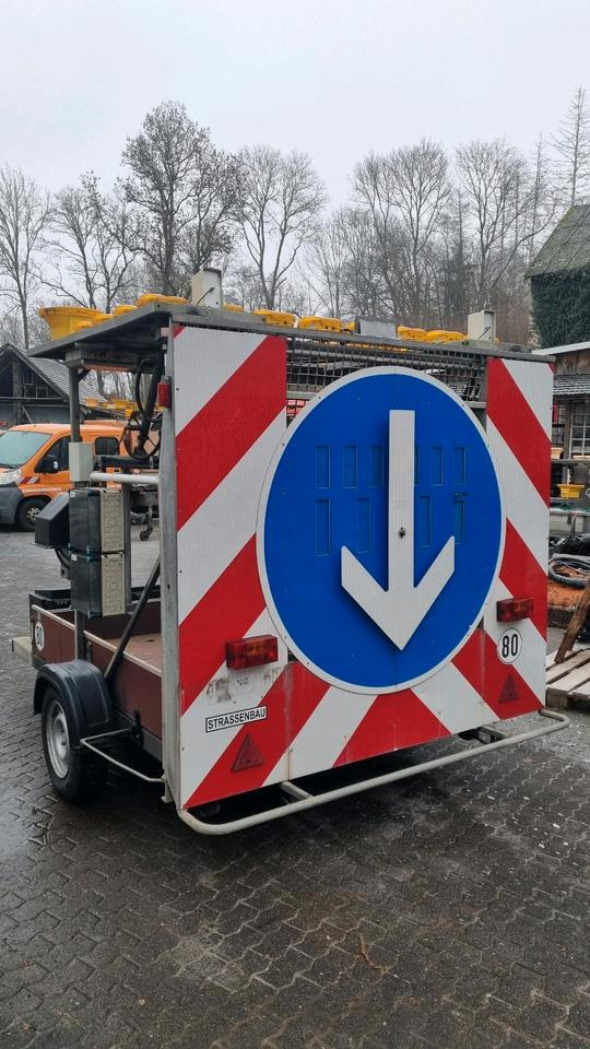 Nissen A31 LED Absperrtafel mit GPS Dora Funkwarnmeldeanlage FAT Verkehrsleittafel Verkehrsleitanhänger Verkehrssicherungsanhänger Leitanhänger Leittafel - Prikolica: slika  Nissen A31 LED Absperrtafel mit GPS Dora Funkwarnmeldeanlage FAT Verkehrsleittafel Verkehrsleitanhänger Verkehrssicherungsanhänger Leitanhänger Leittafel - Prikolica Nissen A31 LED Absperrtafel mit GPS Dora Funkwarnmeldeanlage FAT Verkehrsleittafel Verkehrsleitanhänger Verkehrssicherungsanhänger Leitanhänger Leittafel - Prikolica: slika  Nissen A31 LED Absperrtafel mit GPS Dora Funkwarnmeldeanlage FAT Verkehrsleittafel Verkehrsleitanhänger Verkehrssicherungsanhänger Leitanhänger Leittafel - Prikolica