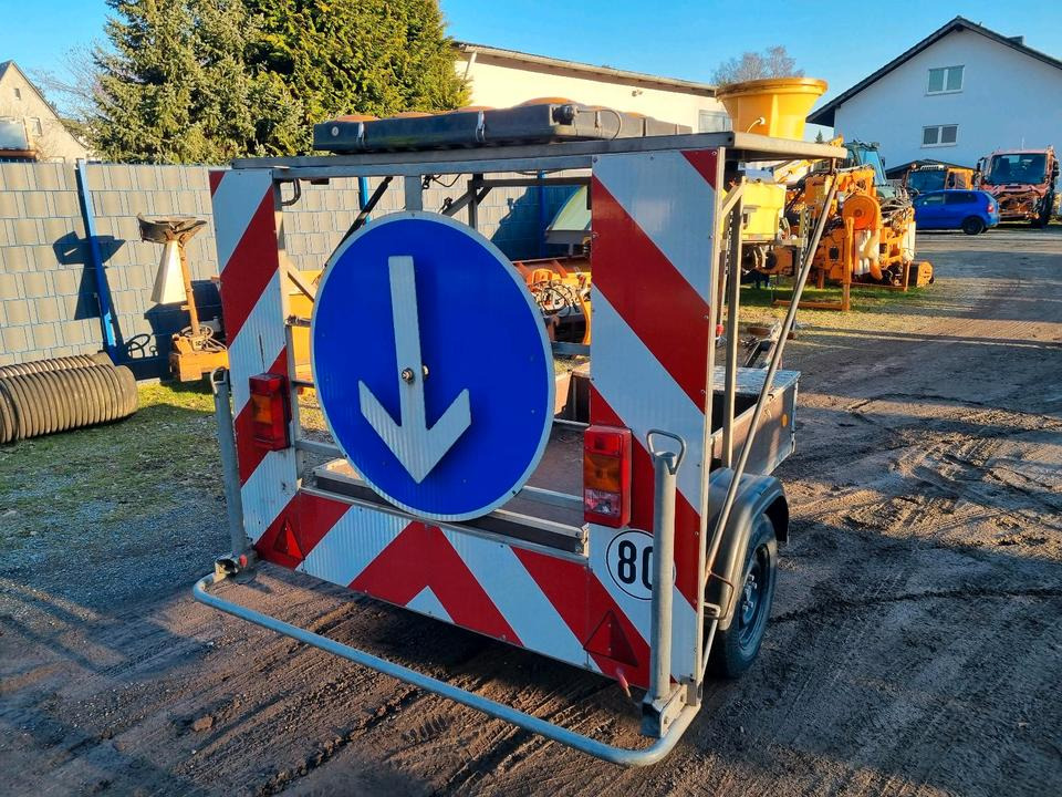 Nissen Absperrtafel nach RSA VZ 616 Verkehrsleittafel Verkehrsleitanhänger Verkehrssicherungsanhänger Absperrwand Sperrwand Horizont Trebbiner - Prikolica: slika Nissen Absperrtafel nach RSA VZ 616 Verkehrsleittafel Verkehrsleitanhänger Verkehrssicherungsanhänger Absperrwand Sperrwand Horizont Trebbiner - Prikolica Nissen Absperrtafel nach RSA VZ 616 Verkehrsleittafel Verkehrsleitanhänger Verkehrssicherungsanhänger Absperrwand Sperrwand Horizont Trebbiner - Prikolica: slika Nissen Absperrtafel nach RSA VZ 616 Verkehrsleittafel Verkehrsleitanhänger Verkehrssicherungsanhänger Absperrwand Sperrwand Horizont Trebbiner - Prikolica