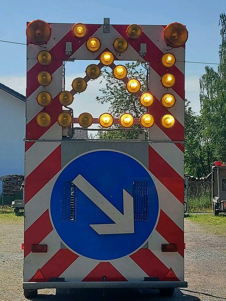 Trebbiner Absperrtafel AMD Verkehrsleittafel Vz616 - Prikolica: slika Trebbiner Absperrtafel AMD Verkehrsleittafel Vz616 - Prikolica Trebbiner Absperrtafel AMD Verkehrsleittafel Vz616 - Prikolica: slika Trebbiner Absperrtafel AMD Verkehrsleittafel Vz616 - Prikolica