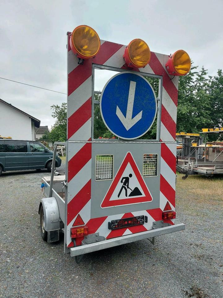 Trebbiner Absperrtafel vz615 616 Sperrwand Leitanhänger Sicherung - Prikolica: slika Trebbiner Absperrtafel vz615 616 Sperrwand Leitanhänger Sicherung - Prikolica Trebbiner Absperrtafel vz615 616 Sperrwand Leitanhänger Sicherung - Prikolica: slika Trebbiner Absperrtafel vz615 616 Sperrwand Leitanhänger Sicherung - Prikolica