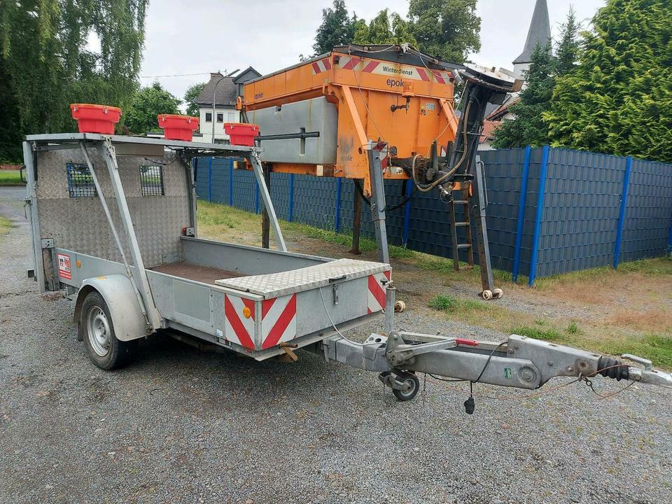 Trebbiner Absperrtafel vz615 616 Sperrwand Leitanhänger Sicherung - Prikolica: slika Trebbiner Absperrtafel vz615 616 Sperrwand Leitanhänger Sicherung - Prikolica Trebbiner Absperrtafel vz615 616 Sperrwand Leitanhänger Sicherung - Prikolica: slika Trebbiner Absperrtafel vz615 616 Sperrwand Leitanhänger Sicherung - Prikolica