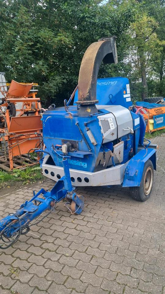 Schliesing 330 EX Buschholzhacker Häcksler Holzhacker Hacker Holzhäcksler Dücker T&S Hatz Diesel - Drobilica za drvo: slika Schliesing 330 EX Buschholzhacker Häcksler Holzhacker Hacker Holzhäcksler Dücker T&S Hatz Diesel - Drobilica za drvo Schliesing 330 EX Buschholzhacker Häcksler Holzhacker Hacker Holzhäcksler Dücker T&S Hatz Diesel - Drobilica za drvo: slika Schliesing 330 EX Buschholzhacker Häcksler Holzhacker Hacker Holzhäcksler Dücker T&S Hatz Diesel - Drobilica za drvo