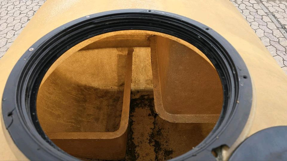 Tank kontejner Schmidt Mulag 2m3 Wassertank Wasserfass Speidel für Unimog UGE UGN 405 U300 400 500 427 430 LKW Boschung wassertank Laugentank Bewässerung 5000liter: slika Tank kontejner Schmidt Mulag 2m3 Wassertank Wasserfass Speidel für Unimog UGE UGN 405 U300 400 500 427 430 LKW Boschung wassertank Laugentank Bewässerung 5000liter Tank kontejner Schmidt Mulag 2m3 Wassertank Wasserfass Speidel für Unimog UGE UGN 405 U300 400 500 427 430 LKW Boschung wassertank Laugentank Bewässerung 5000liter: slika Tank kontejner Schmidt Mulag 2m3 Wassertank Wasserfass Speidel für Unimog UGE UGN 405 U300 400 500 427 430 LKW Boschung wassertank Laugentank Bewässerung 5000liter