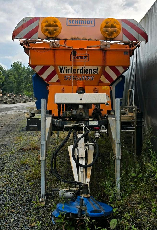 Schmidt Stratos S80 8m3 Salzstreuer Salzsilo Aufbaustreuer LKW Winterdienst Küpper-Weisser - Posipač pijeska/ Soli: slika Schmidt Stratos S80 8m3 Salzstreuer Salzsilo Aufbaustreuer LKW Winterdienst Küpper-Weisser - Posipač pijeska/ Soli Schmidt Stratos S80 8m3 Salzstreuer Salzsilo Aufbaustreuer LKW Winterdienst Küpper-Weisser - Posipač pijeska/ Soli: slika Schmidt Stratos S80 8m3 Salzstreuer Salzsilo Aufbaustreuer LKW Winterdienst Küpper-Weisser - Posipač pijeska/ Soli