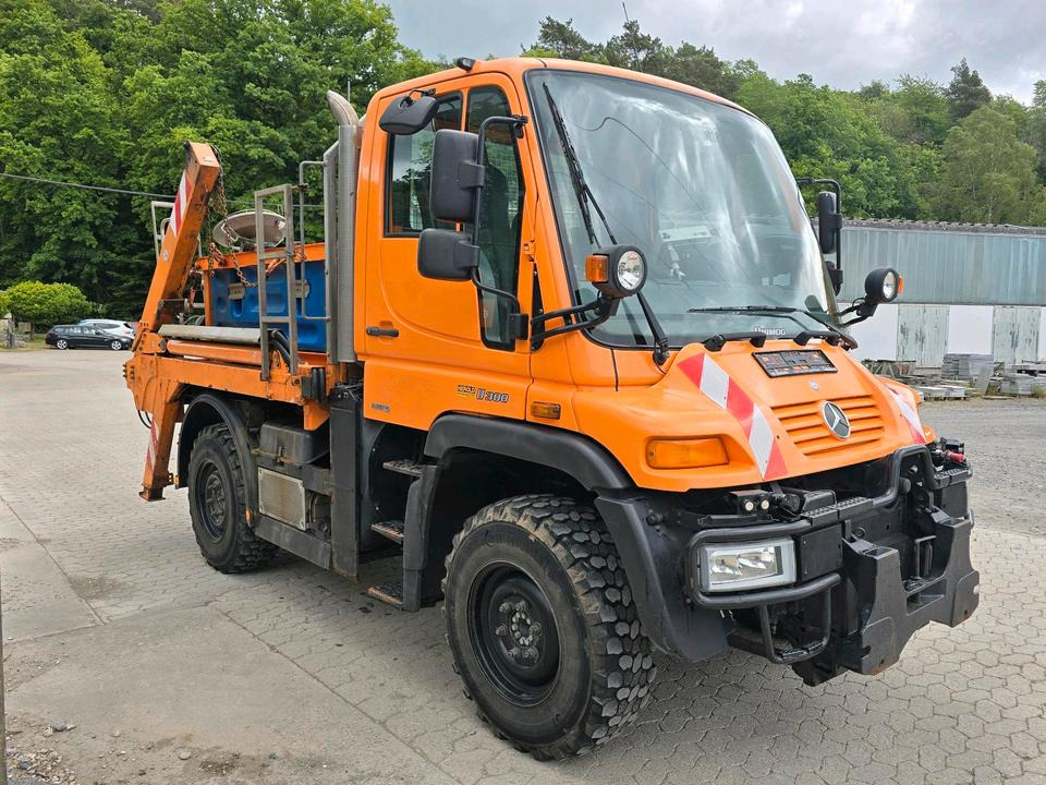 Unimog 405/10 U300 Bluetec 5 Mercedes-Benz U 300 UGE UGN mit Jotha Absetzkipper combi con 4518 Absetzer - Vozilo za čišćenje snijega: slika Unimog 405/10 U300 Bluetec 5 Mercedes-Benz U 300 UGE UGN mit Jotha Absetzkipper combi con 4518 Absetzer - Vozilo za čišćenje snijega Unimog 405/10 U300 Bluetec 5 Mercedes-Benz U 300 UGE UGN mit Jotha Absetzkipper combi con 4518 Absetzer - Vozilo za čišćenje snijega: slika Unimog 405/10 U300 Bluetec 5 Mercedes-Benz U 300 UGE UGN mit Jotha Absetzkipper combi con 4518 Absetzer - Vozilo za čišćenje snijega