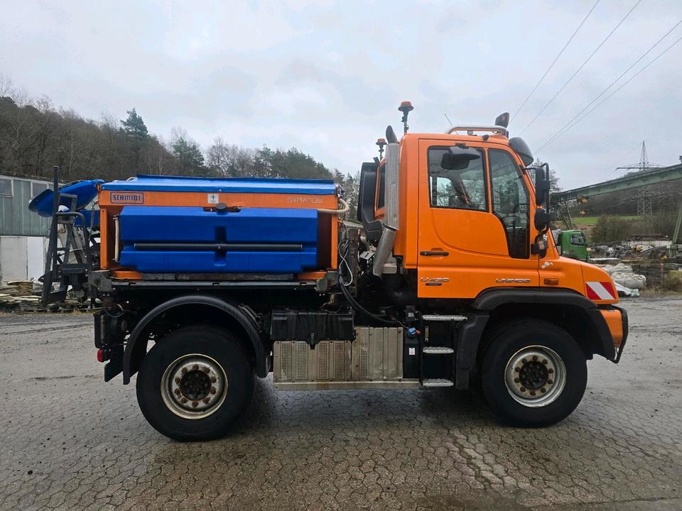 Unimog U 430 EAS Easy-Drive Variopilot U527 535 430 427 423 Mercedes-Benz 405 UGE UGN Hydrostat - Vozilo za čišćenje snijega: slika Unimog U 430 EAS Easy-Drive Variopilot U527 535 430 427 423 Mercedes-Benz 405 UGE UGN Hydrostat - Vozilo za čišćenje snijega Unimog U 430 EAS Easy-Drive Variopilot U527 535 430 427 423 Mercedes-Benz 405 UGE UGN Hydrostat - Vozilo za čišćenje snijega: slika Unimog U 430 EAS Easy-Drive Variopilot U527 535 430 427 423 Mercedes-Benz 405 UGE UGN Hydrostat - Vozilo za čišćenje snijega