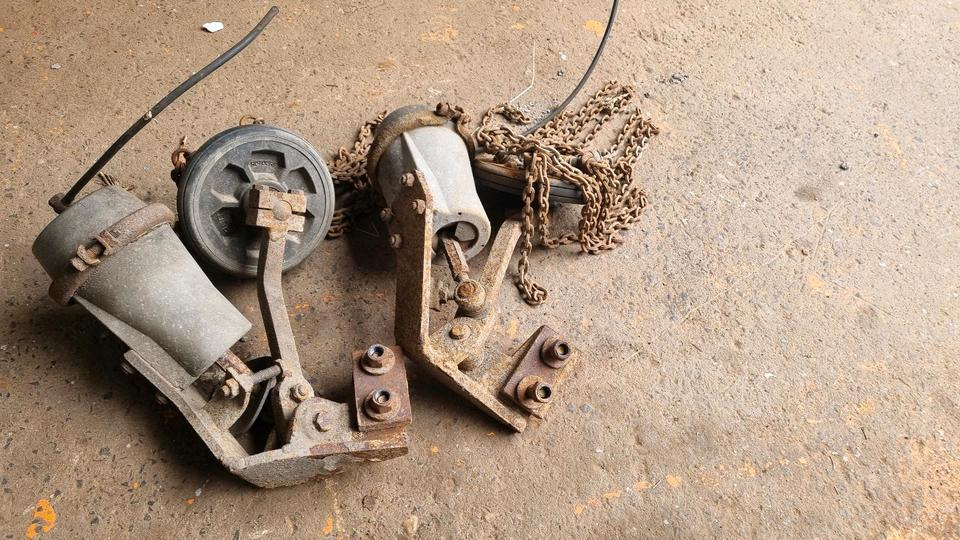 Unterwurfketten Schleuderketten Schneeketten Unimog Mercedes Benz 405 U300 U 400 500 423 429 530 318 427 - Gume i felge za Namjenska/ Posebna vozila: slika Unterwurfketten Schleuderketten Schneeketten Unimog Mercedes Benz 405 U300 U 400 500 423 429 530 318 427 - Gume i felge za Namjenska/ Posebna vozila Unterwurfketten Schleuderketten Schneeketten Unimog Mercedes Benz 405 U300 U 400 500 423 429 530 318 427 - Gume i felge za Namjenska/ Posebna vozila: slika Unterwurfketten Schleuderketten Schneeketten Unimog Mercedes Benz 405 U300 U 400 500 423 429 530 318 427 - Gume i felge za Namjenska/ Posebna vozila