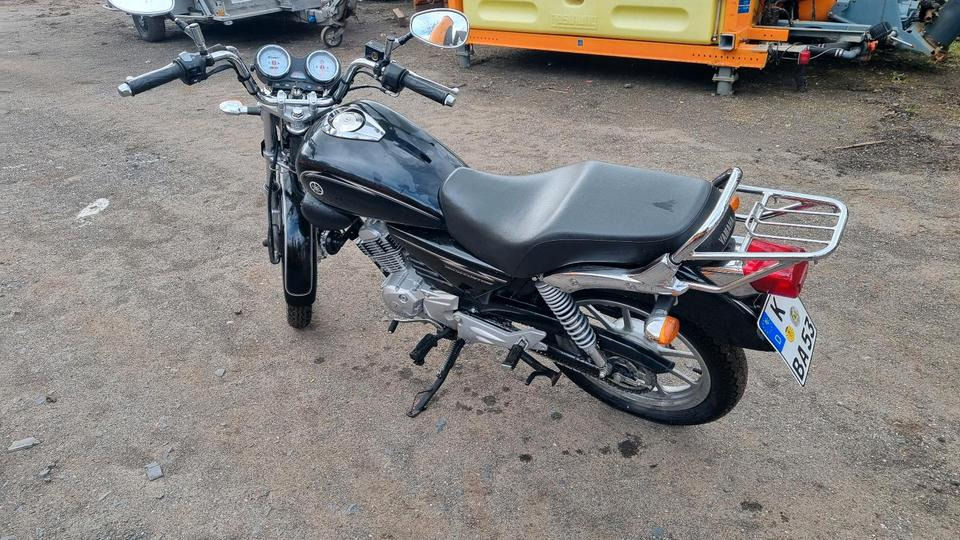 YAMAHA YBR Custom Motorrad 9626km Moped - Motocikl: slika YAMAHA YBR Custom Motorrad 9626km Moped - Motocikl YAMAHA YBR Custom Motorrad 9626km Moped - Motocikl: slika YAMAHA YBR Custom Motorrad 9626km Moped - Motocikl