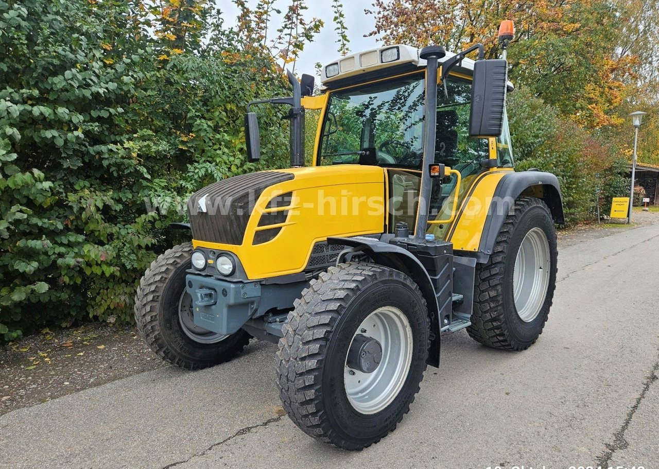 Fendt 313 V SCR, VARIO* 1.Hand * TMS * TOP Zustand !!! - Traktor: slika Fendt 313 V SCR, VARIO* 1.Hand * TMS * TOP Zustand !!! - Traktor Fendt 313 V SCR, VARIO* 1.Hand * TMS * TOP Zustand !!! - Traktor: slika Fendt 313 V SCR, VARIO* 1.Hand * TMS * TOP Zustand !!! - Traktor