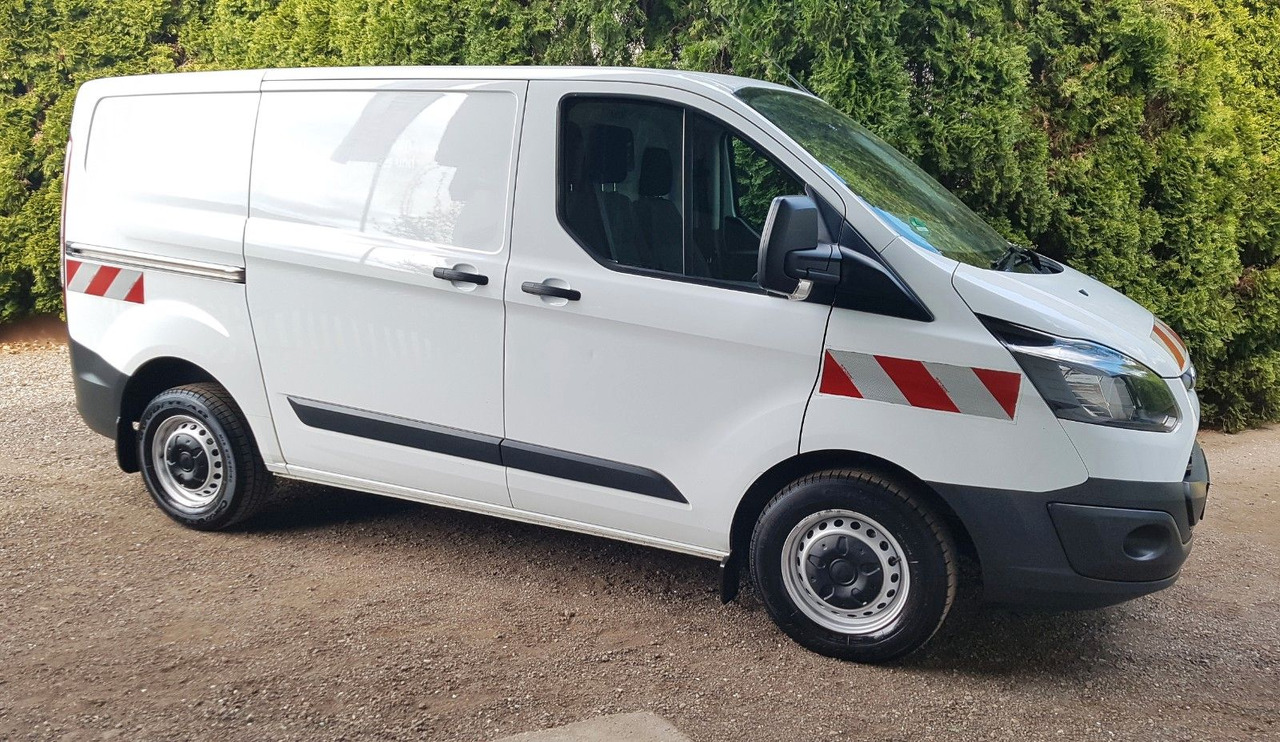 Ford Transit Sortimo Werkstatt 15xauf Lager 1.Hand - Mali kombi: slika Ford Transit Sortimo Werkstatt 15xauf Lager 1.Hand - Mali kombi Ford Transit Sortimo Werkstatt 15xauf Lager 1.Hand - Mali kombi: slika Ford Transit Sortimo Werkstatt 15xauf Lager 1.Hand - Mali kombi