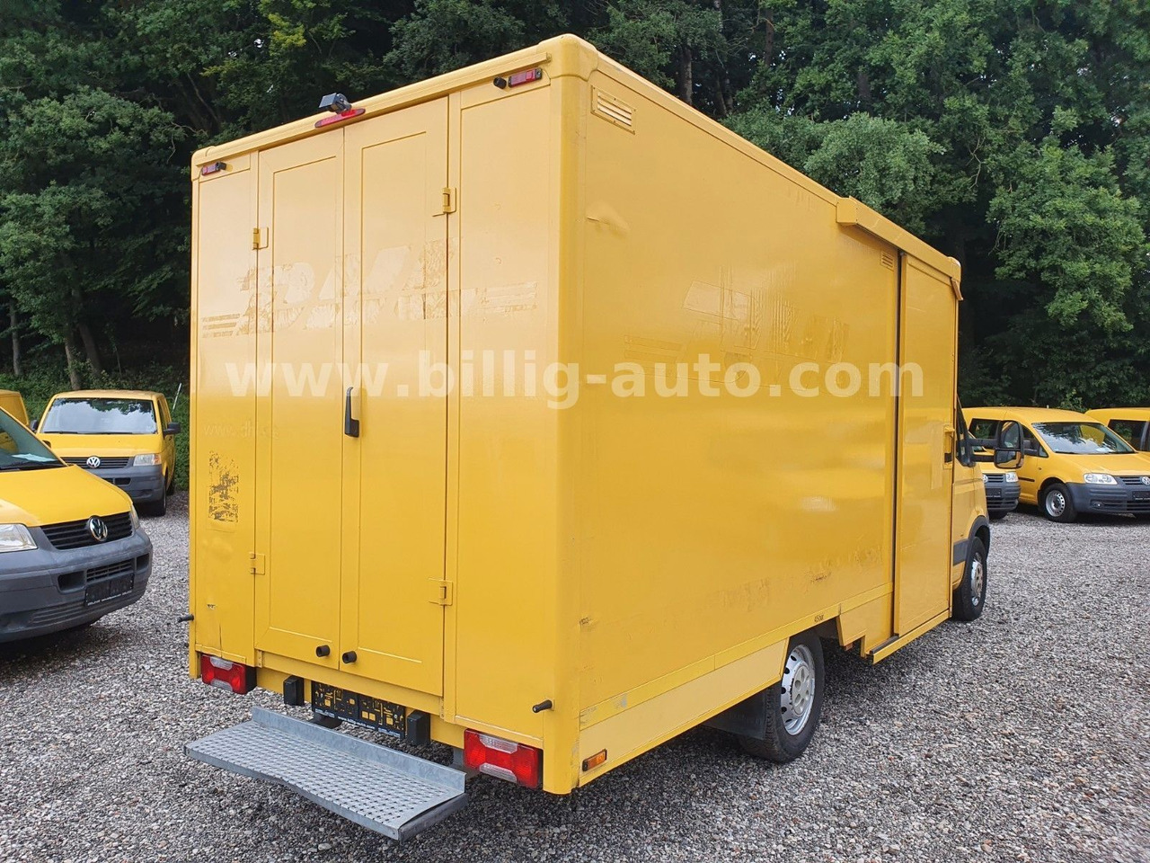 Iveco Daily 1.Hand*EU4* Regale Integralkoffer DHL POST - Furgon: slika Iveco Daily 1.Hand*EU4* Regale Integralkoffer DHL POST - Furgon Iveco Daily 1.Hand*EU4* Regale Integralkoffer DHL POST - Furgon: slika Iveco Daily 1.Hand*EU4* Regale Integralkoffer DHL POST - Furgon