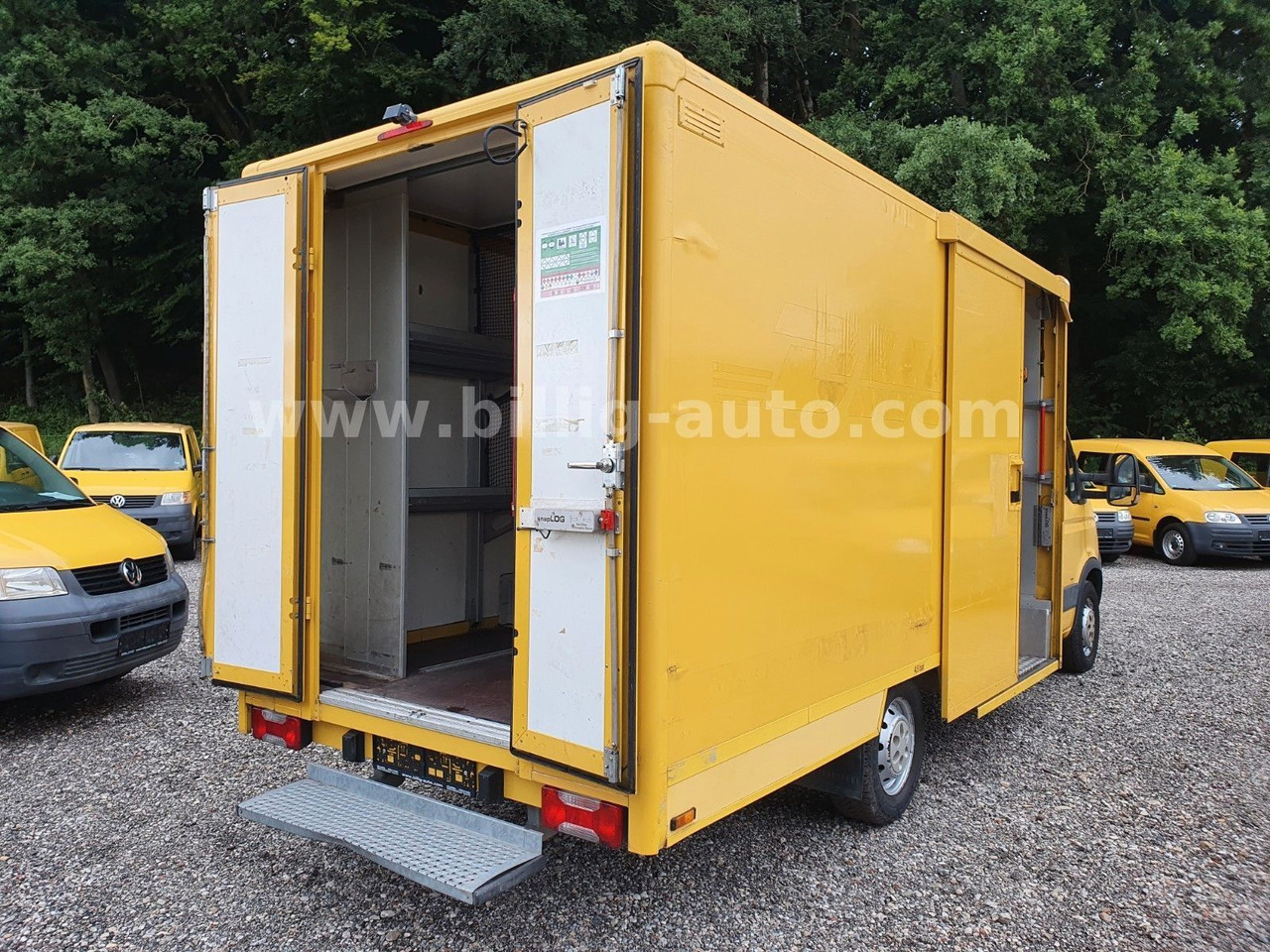 Iveco Daily 1.Hand*EU4* Regale Integralkoffer DHL POST - Furgon: slika Iveco Daily 1.Hand*EU4* Regale Integralkoffer DHL POST - Furgon Iveco Daily 1.Hand*EU4* Regale Integralkoffer DHL POST - Furgon: slika Iveco Daily 1.Hand*EU4* Regale Integralkoffer DHL POST - Furgon
