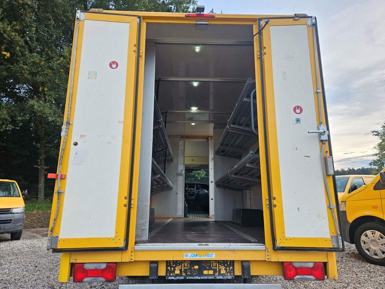 Iveco Daily EURO5 Integralkoffer Koffer Postkoffer - Dostavno vozilo sa zatvorenim sandukom: slika Iveco Daily EURO5 Integralkoffer Koffer Postkoffer - Dostavno vozilo sa zatvorenim sandukom Iveco Daily EURO5 Integralkoffer Koffer Postkoffer - Dostavno vozilo sa zatvorenim sandukom: slika Iveco Daily EURO5 Integralkoffer Koffer Postkoffer - Dostavno vozilo sa zatvorenim sandukom