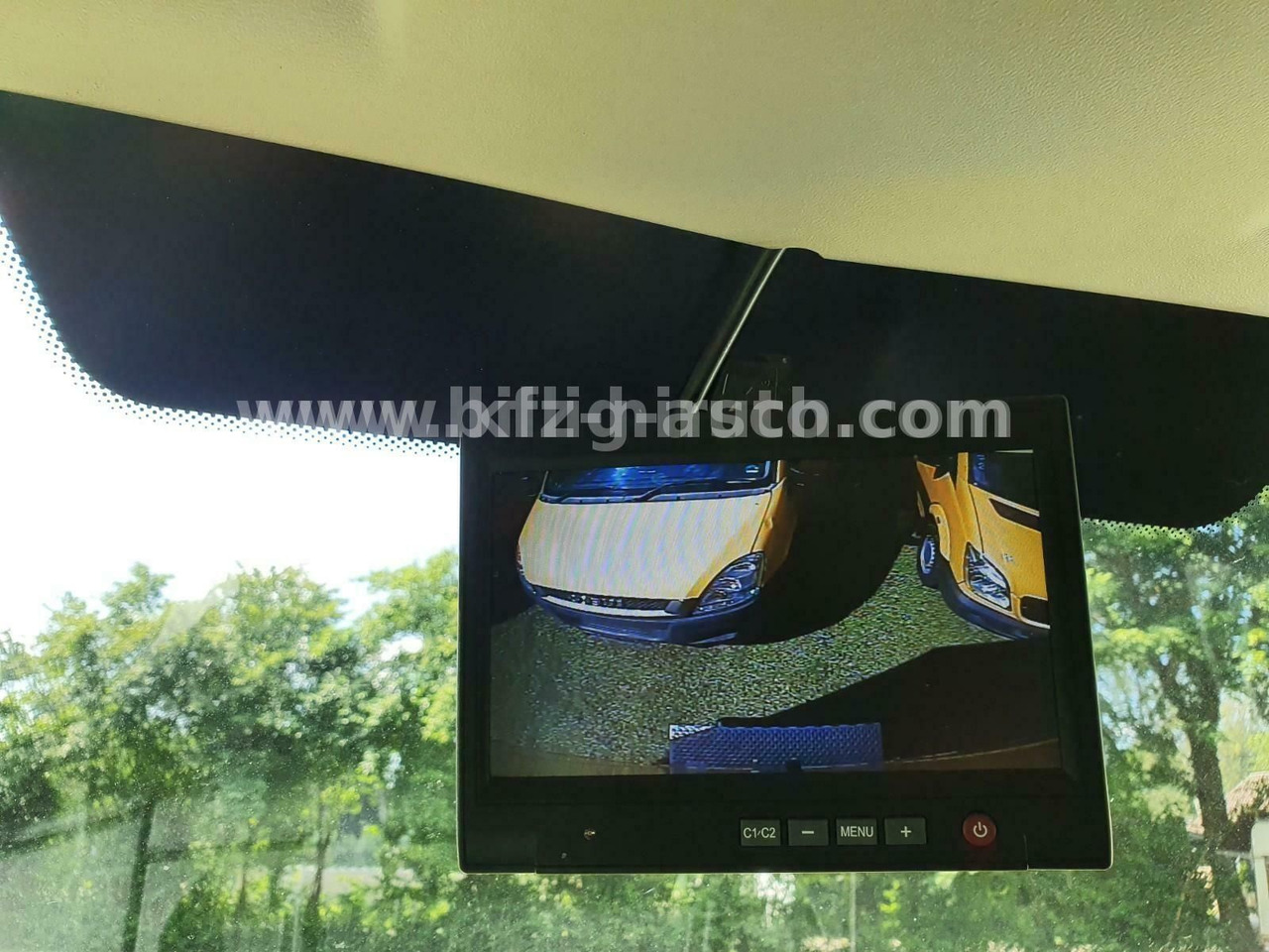 Kamion za prodaju brze hrane Iveco Daily Luftfederung Foodtruck Imbisswagen Verkauf: slika Kamion za prodaju brze hrane Iveco Daily Luftfederung Foodtruck Imbisswagen Verkauf