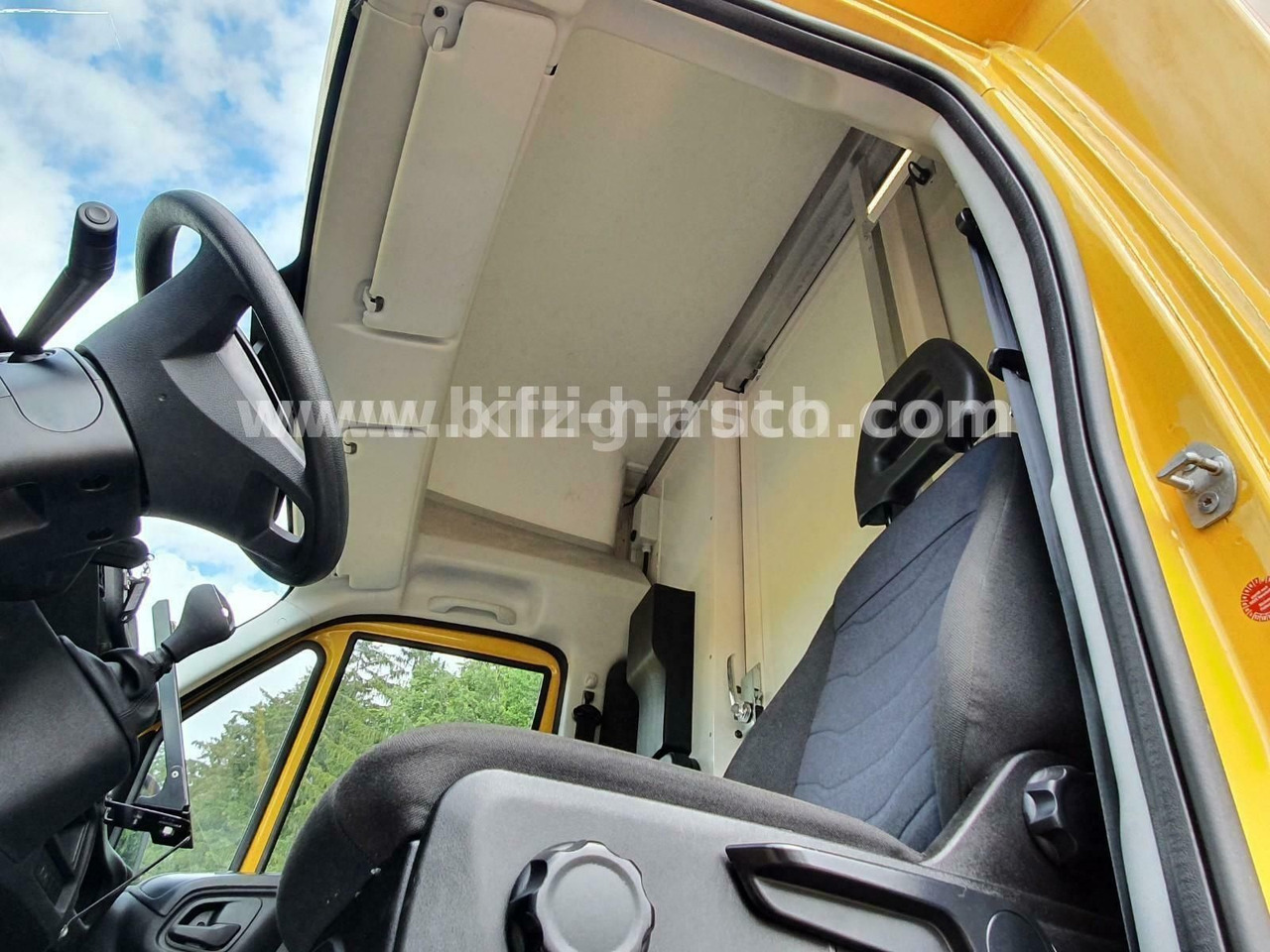 Kamion za prodaju brze hrane Iveco Daily Luftfederung Foodtruck Imbisswagen Verkauf: slika Kamion za prodaju brze hrane Iveco Daily Luftfederung Foodtruck Imbisswagen Verkauf