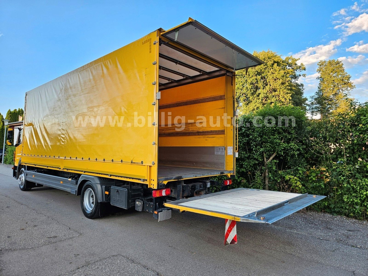 Mercedes-Benz Atego 1327 L BREMS/SPUR-ASS*DIFF-Sperre*AHK*7.2 - Kamion s otvorenim sandukom: slika Mercedes-Benz Atego 1327 L BREMS/SPUR-ASS*DIFF-Sperre*AHK*7.2 - Kamion s otvorenim sandukom Mercedes-Benz Atego 1327 L BREMS/SPUR-ASS*DIFF-Sperre*AHK*7.2 - Kamion s otvorenim sandukom: slika Mercedes-Benz Atego 1327 L BREMS/SPUR-ASS*DIFF-Sperre*AHK*7.2 - Kamion s otvorenim sandukom