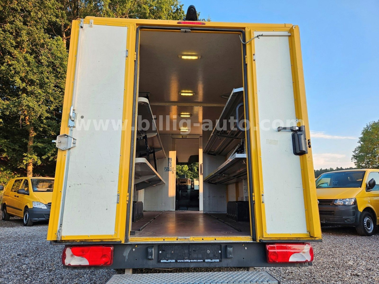 Dostavno vozilo sa zatvorenim sandukom Mercedes-Benz Sprinter Koffer Integralkoffer Camper Wohnmobil: slika Dostavno vozilo sa zatvorenim sandukom Mercedes-Benz Sprinter Koffer Integralkoffer Camper Wohnmobil