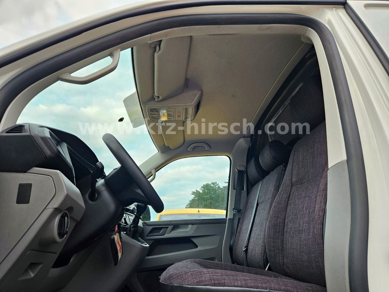 Mali kombi Volkswagen T6.1 Transporter T6 2xSchiebetüre!org.3.557KM|: slika Mali kombi Volkswagen T6.1 Transporter T6 2xSchiebetüre!org.3.557KM|